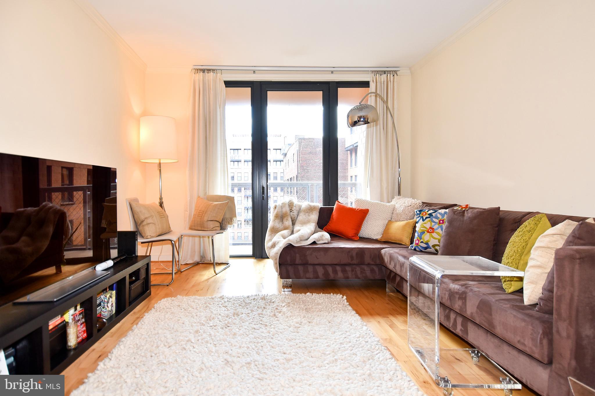 616 E Street Northwest, Unit 902 Washington, DC 20004 - Photo 6 of 20