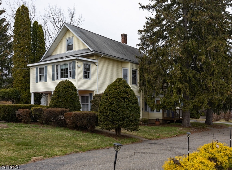 116 Kiel Avenue Butler, NJ 07405 - Photo 1 of 18