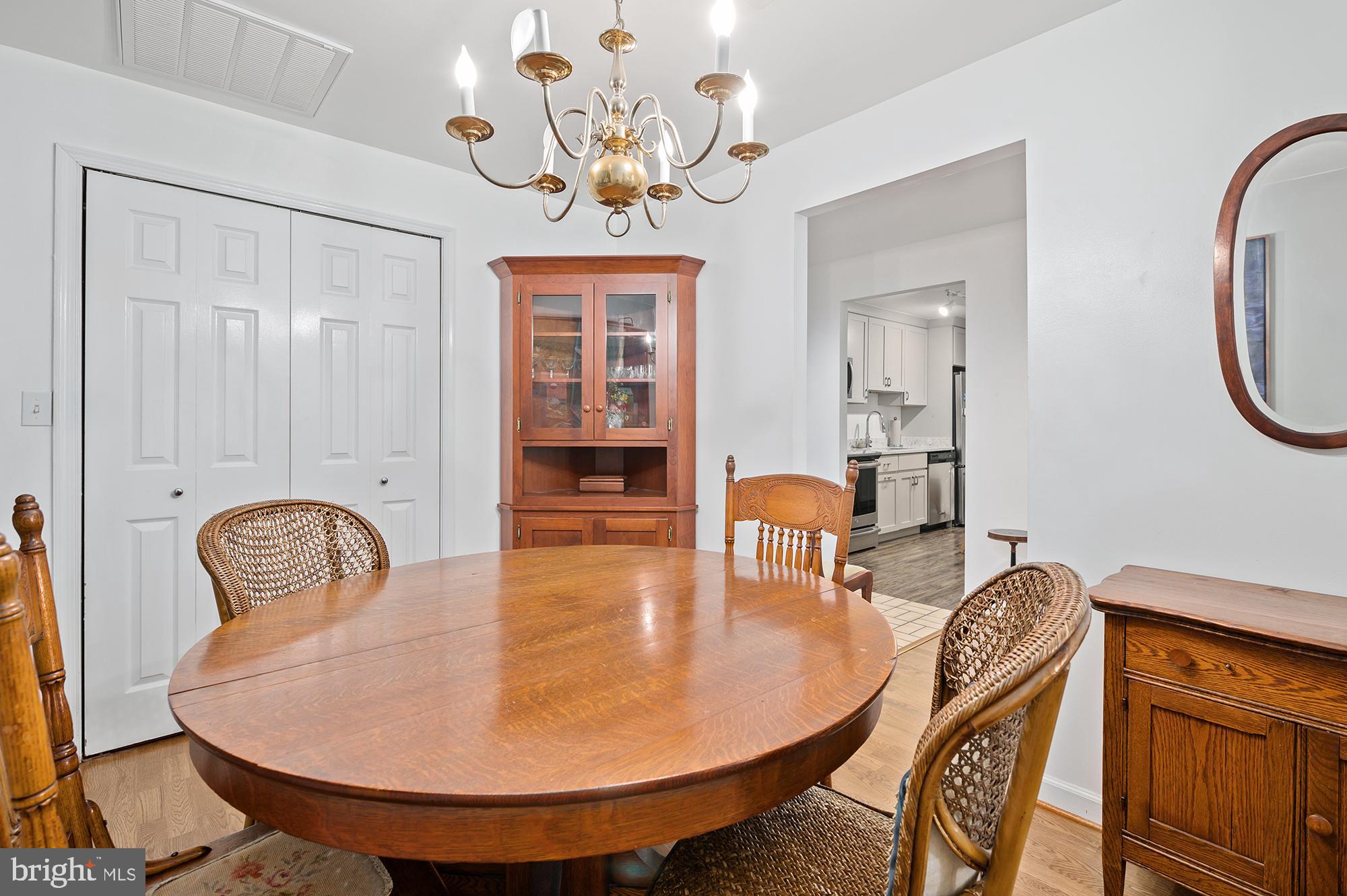 5712 Roland Avenue, Unit TB Baltimore, MD 21210 - Photo 10 of 29 Formal dining room
