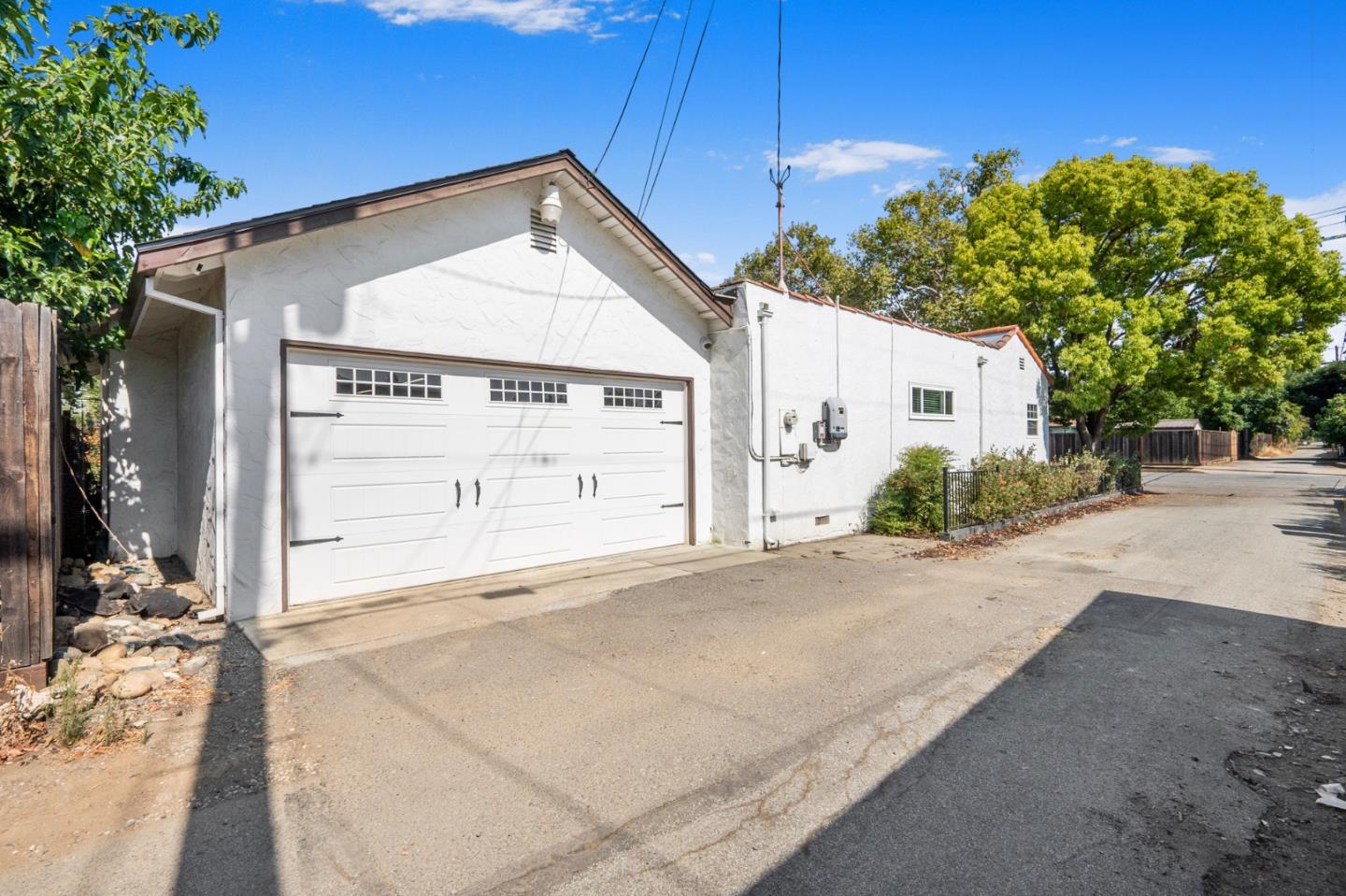 545 4th Street Gilroy, CA 95020 - Photo 35 of 36 a view of a house with a street