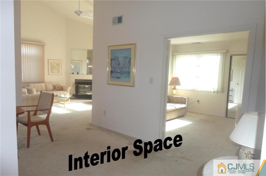 44 Winthrop Road Monroe Township, NJ 08831 - Photo 5 of 25 Gallery Image 5