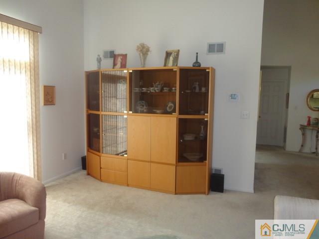 44 Winthrop Road Monroe Township, NJ 08831 - Photo 10 of 25 Gallery Image 10