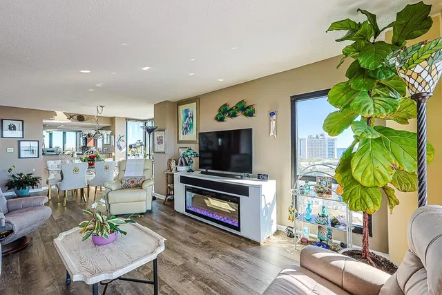 $525,000 | 311 69th Avenue North, Unit 901, Myrtle Beach, SC 29572