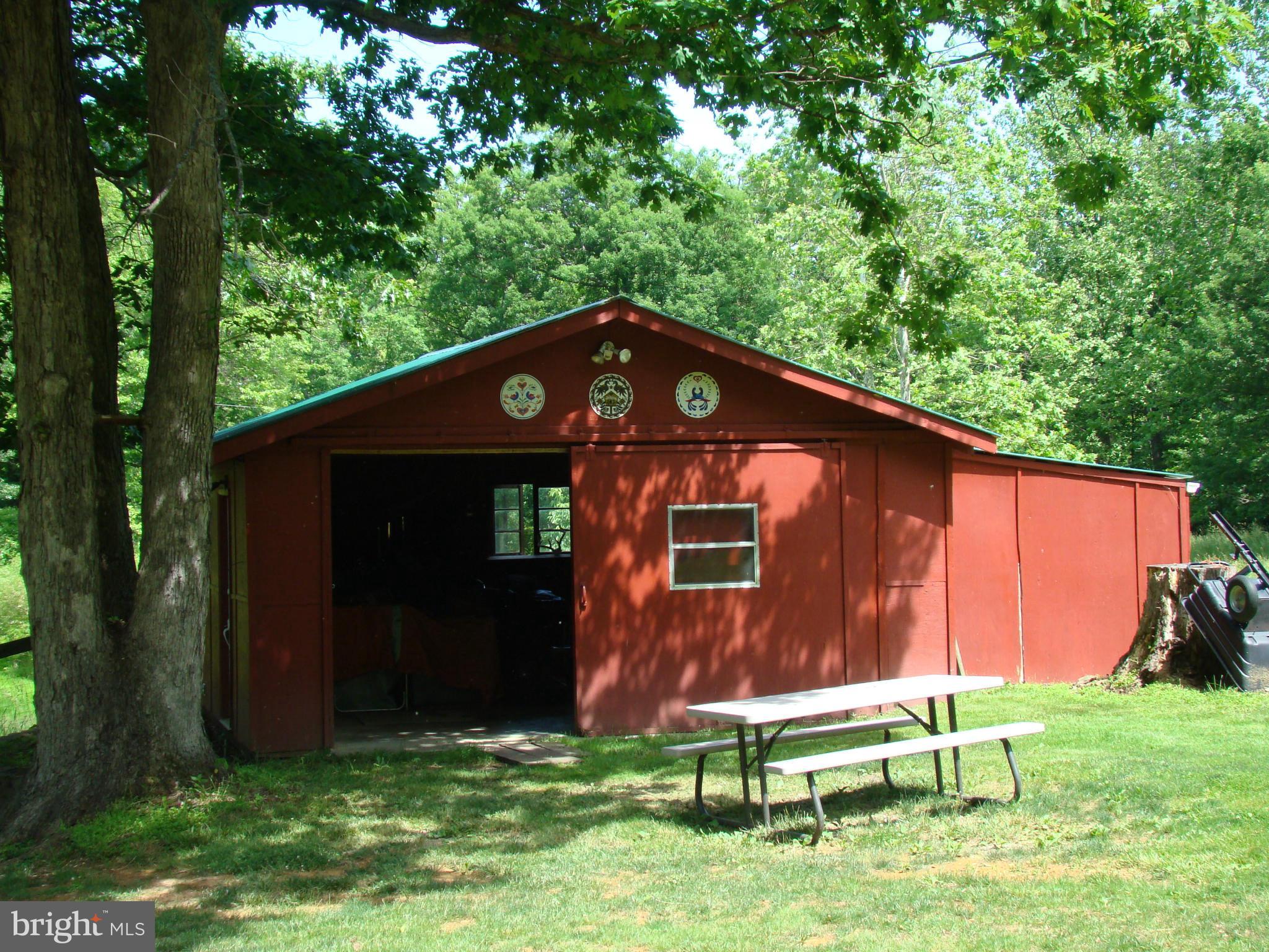 637 Pine Grove Road Bluemont, VA 20135 - Photo 4 of 29 Exterior (General)