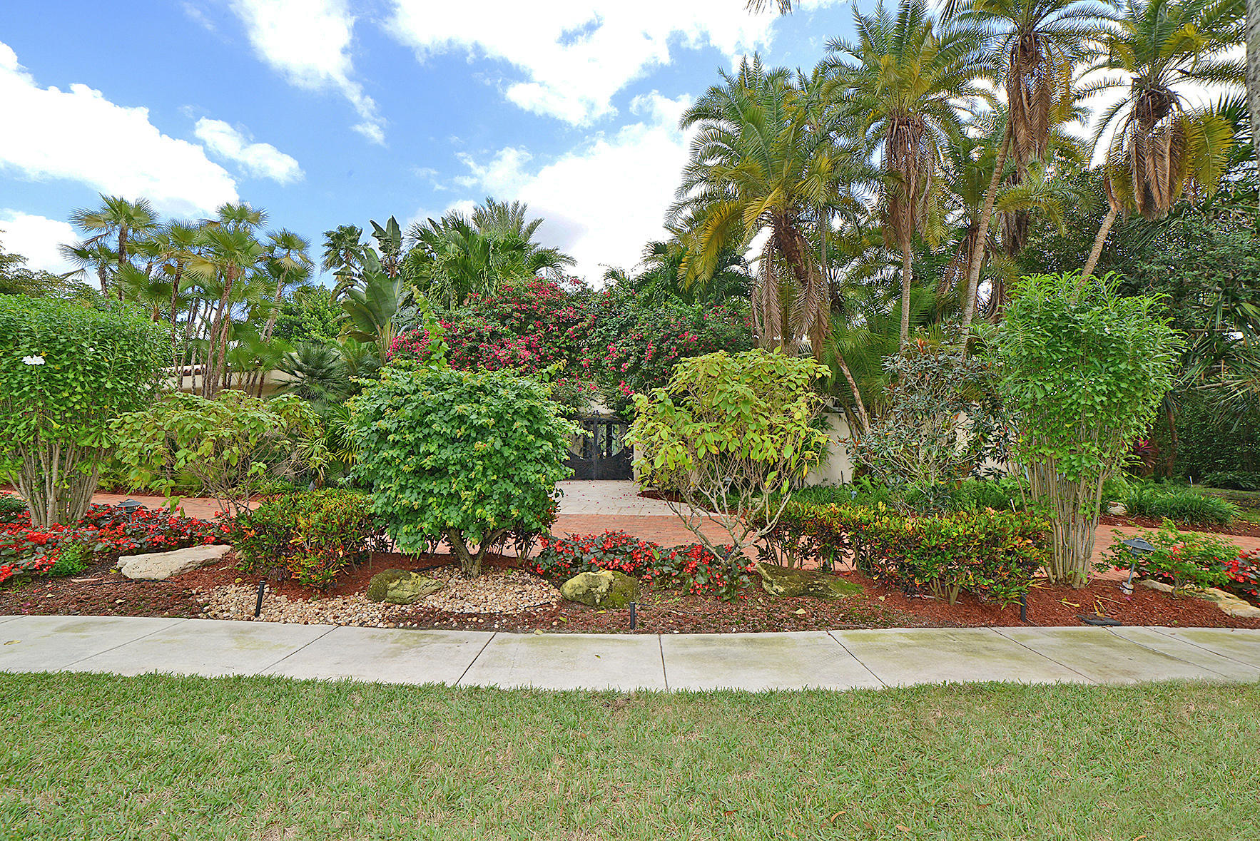 5852 Northwest 26th Court Boca Raton, FL 33496 - Photo 6 of 64 DSC_0003B