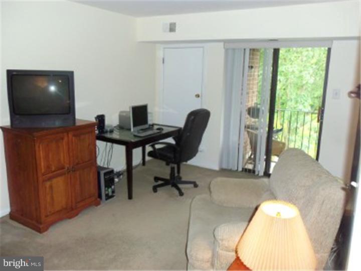 2223 Eagle Road West Chester, PA 19382 - Photo 3 of 19 Living Room