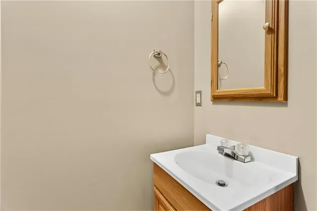 $335,000 | 1220 Dakota Star Court, Grain Valley, MO 64029