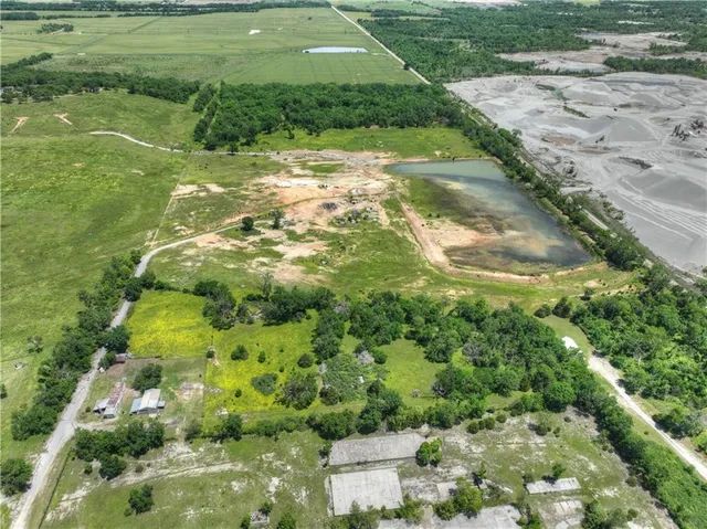 $295,000 | 12001 Highway 69, Baxter Springs, KS 66713