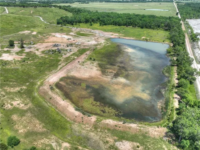 $295,000 | 12001 Highway 69, Baxter Springs, KS 66713