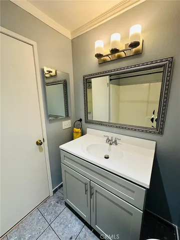 $2,900 | 2700 North Brea Boulevard, Unit 24, Fullerton, CA 92835