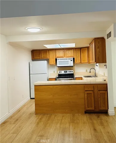 $2,900 | 2700 North Brea Boulevard, Unit 24, Fullerton, CA 92835