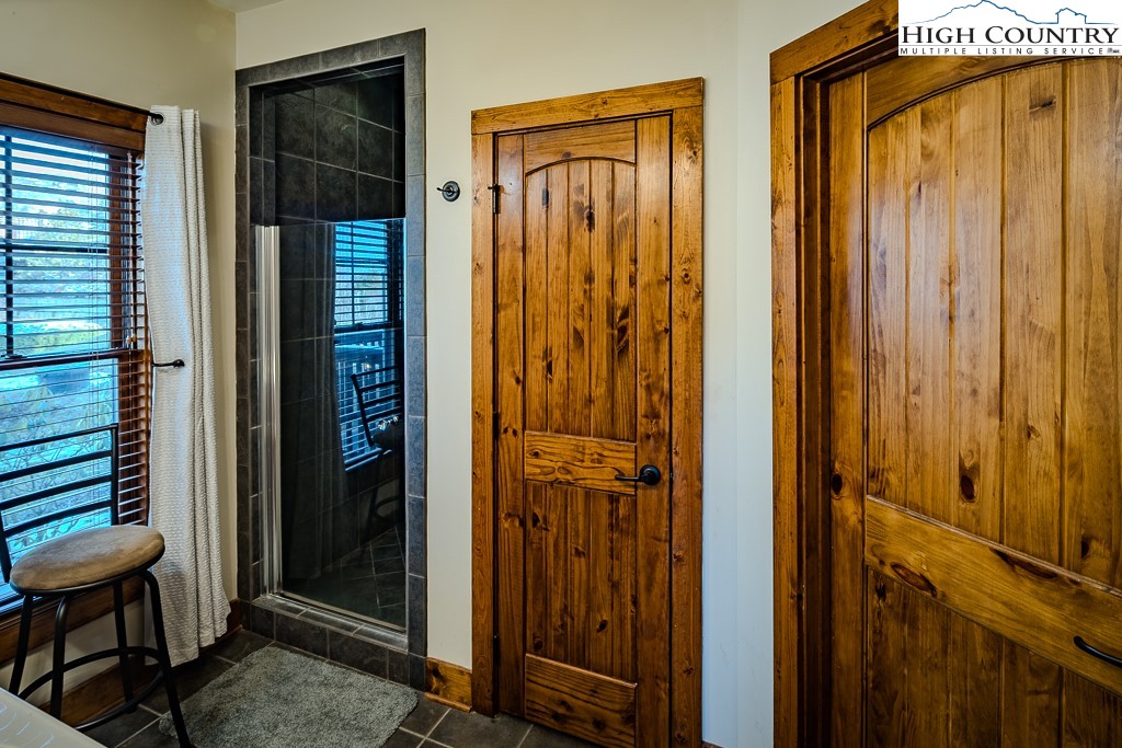 162 F Red Deer Run, Unit F Banner Elk, NC 28604 - Photo 19 of 38