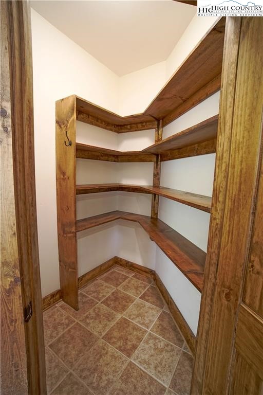 162 F Red Deer Run, Unit F Banner Elk, NC 28604 - Photo 32 of 38