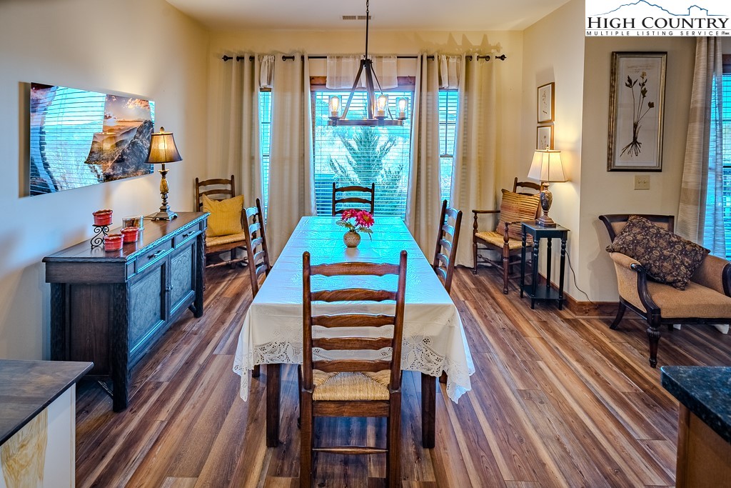 162 F Red Deer Run, Unit F Banner Elk, NC 28604 - Photo 8 of 38