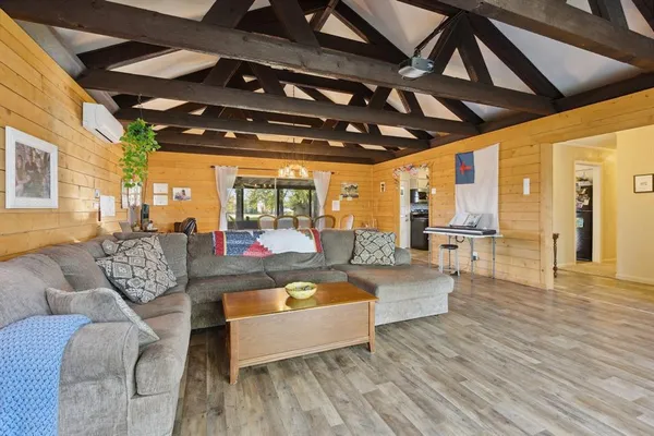 $375,000 | 2338 North Tool Drive, Seven Points, TX 75143