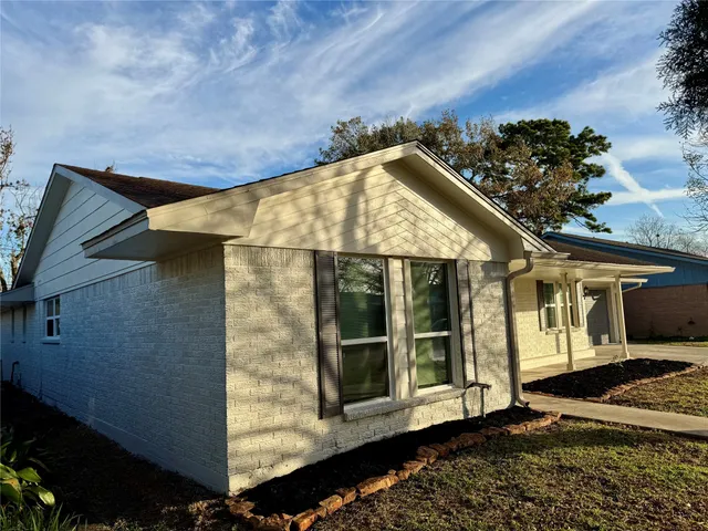 $269,900 | 311 Ravenhead Drive, Houston, TX 77034