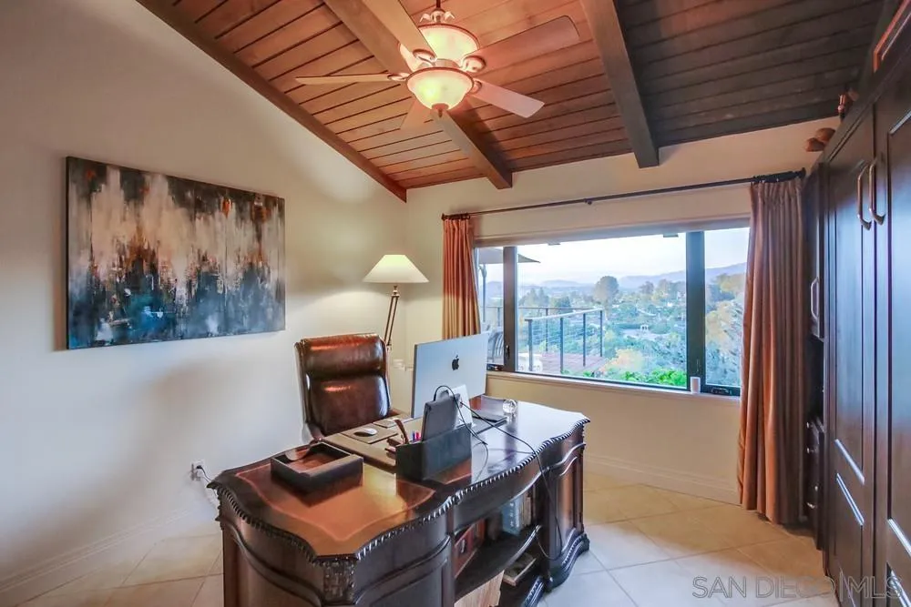16062 Stoney Acres Road Poway, CA 92064 - Photo 48 of 75 a workspace with furniture and a window