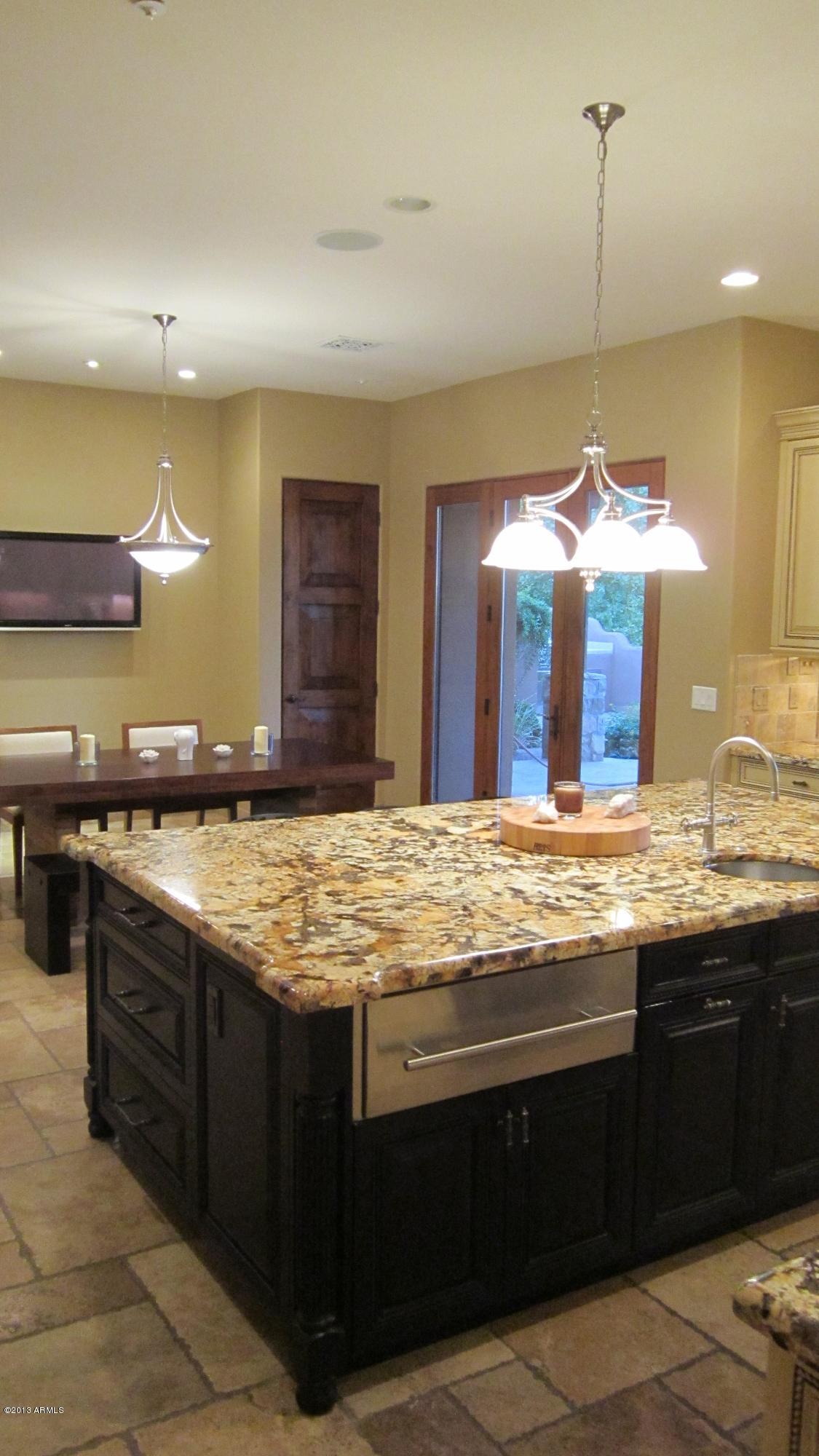 6407 East Catesby Road Paradise Valley, AZ 85253 - Photo 8 of 34 HOMES 002