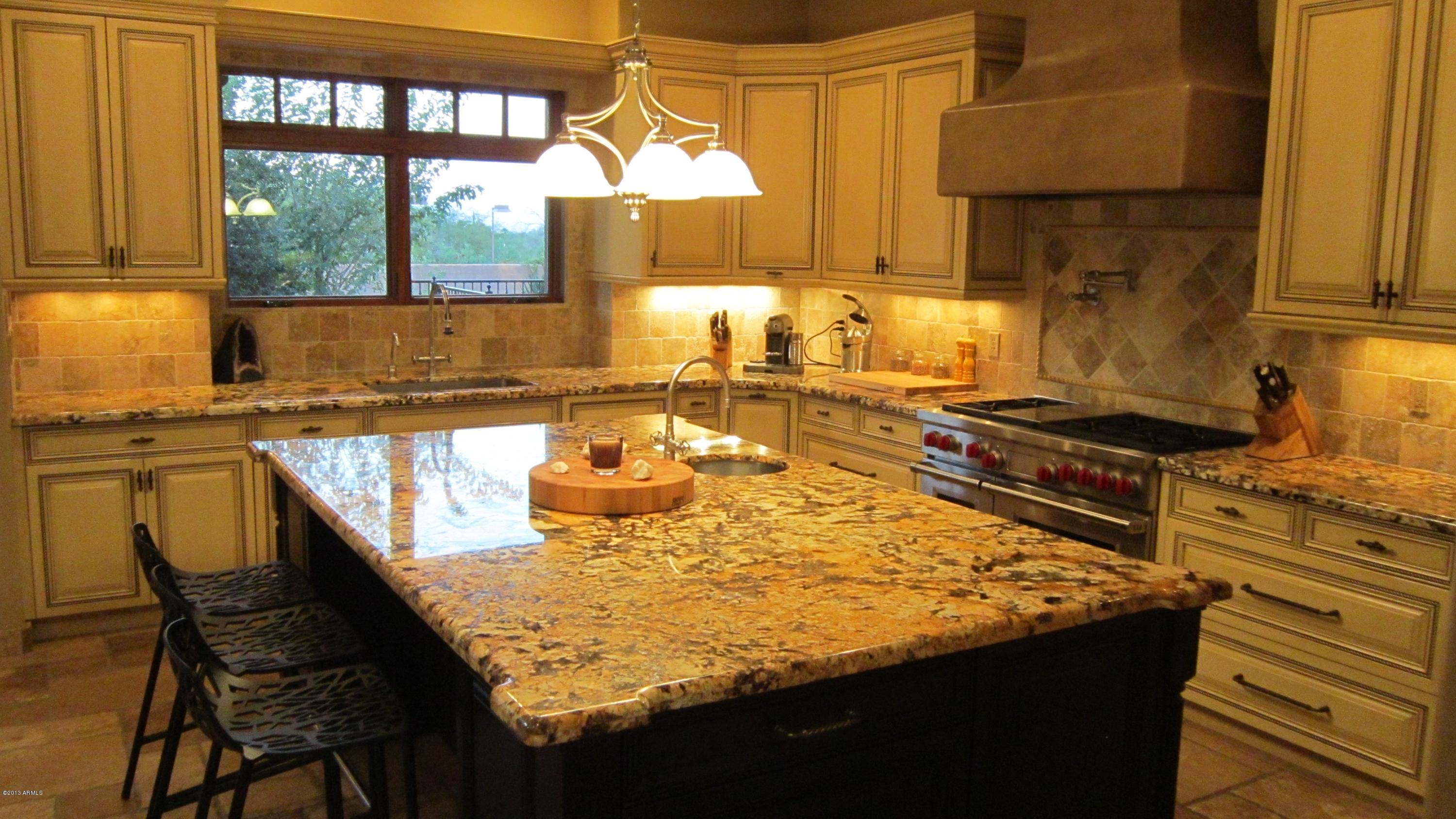 6407 East Catesby Road Paradise Valley, AZ 85253 - Photo 9 of 34 HOMES 001