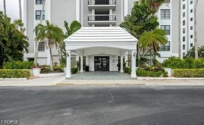 $2,300 | 3350 North Key Drive, Unit 713, North Fort Myers, FL 33903