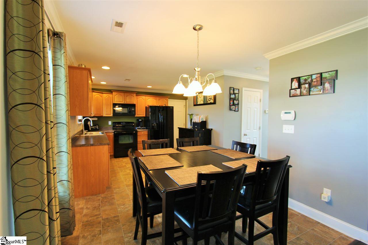 305 Caxton Farm Court Inman, SC 29349 - Photo 3 of 20