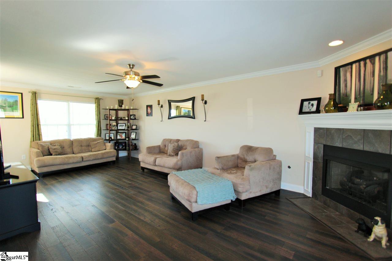 305 Caxton Farm Court Inman, SC 29349 - Photo 7 of 20