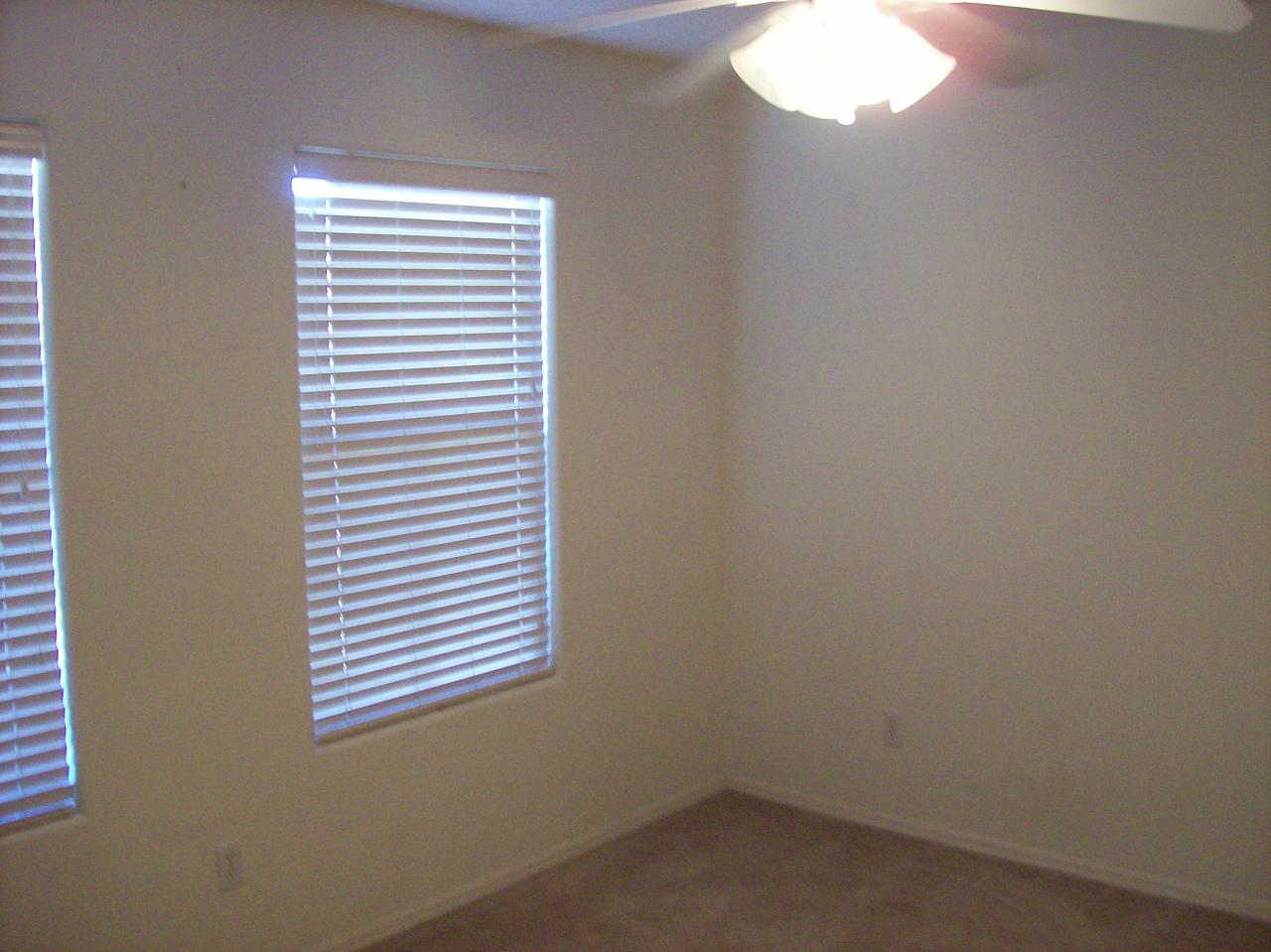 3359 East Chickadee Road Gilbert, AZ 85297 - Photo 12 of 13 Secondary bedroom
