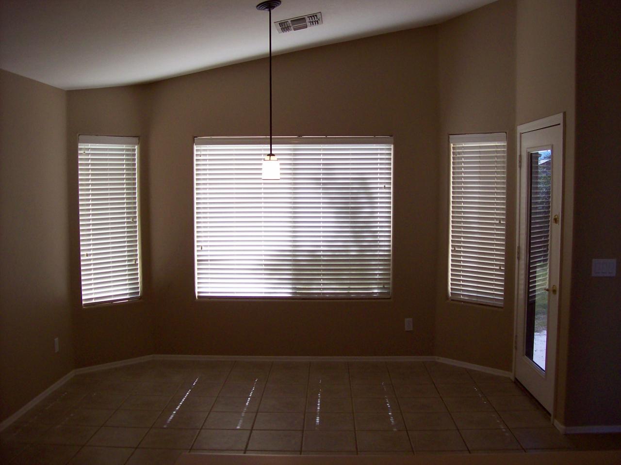 3359 East Chickadee Road Gilbert, AZ 85297 - Photo 4 of 13 Breakfast Nook