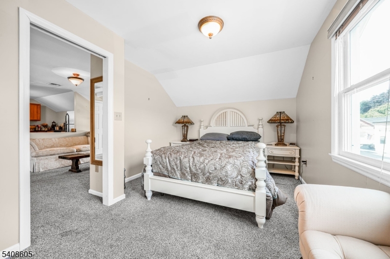 12 Main Road Montville, NJ 07045 - Photo 8 of 11