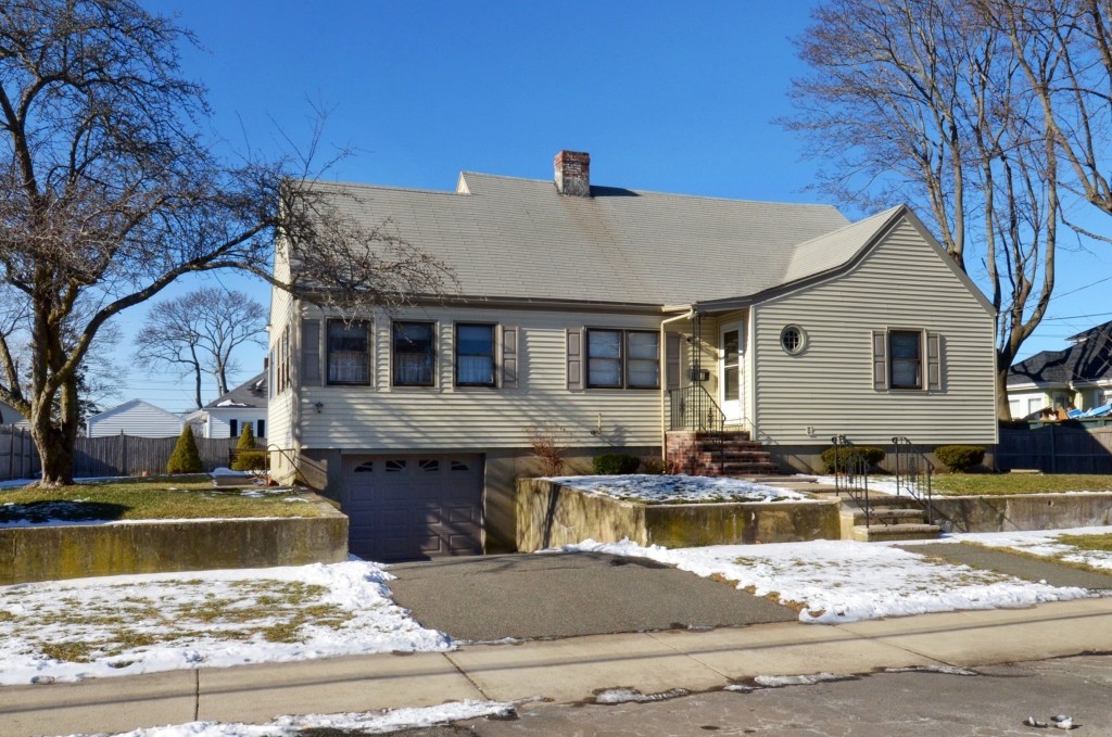 60 Sohier Road Beverly, MA 01915 - Photo 1 of 29 Gallery Image 1