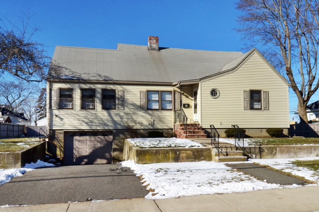 60 Sohier Road Beverly, MA 01915 - Photo 2 of 29 Gallery Image 2