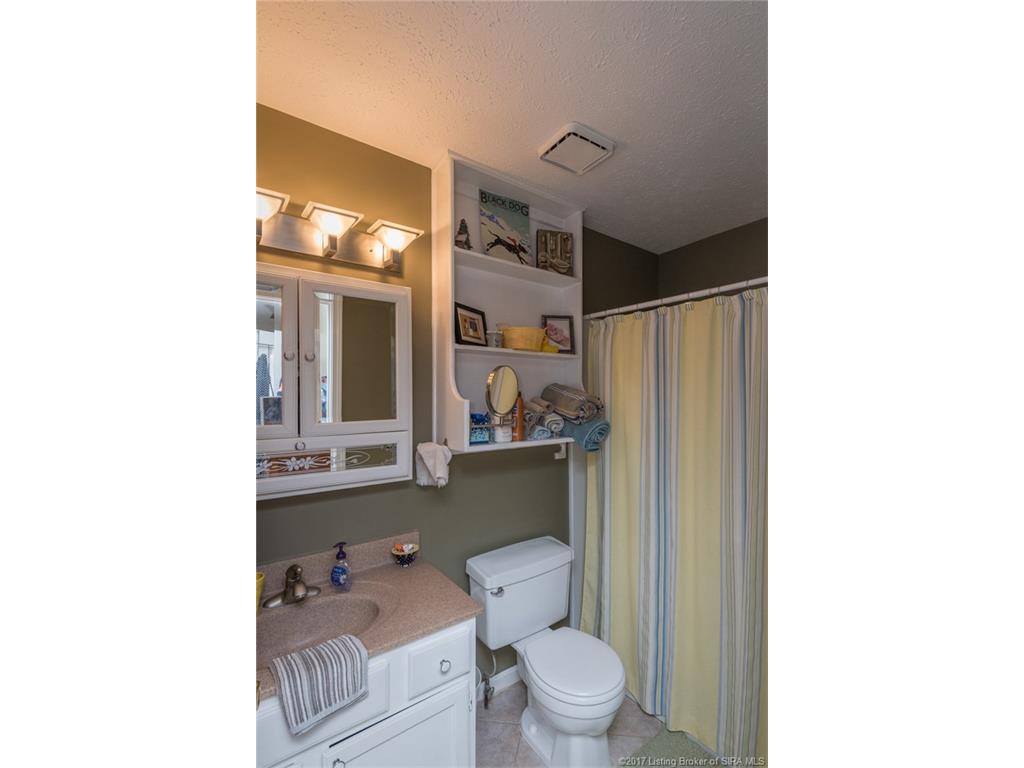 1438 Slate Run Road New Albany, IN 47150 - Photo 11 of 30 Gallery Image 11