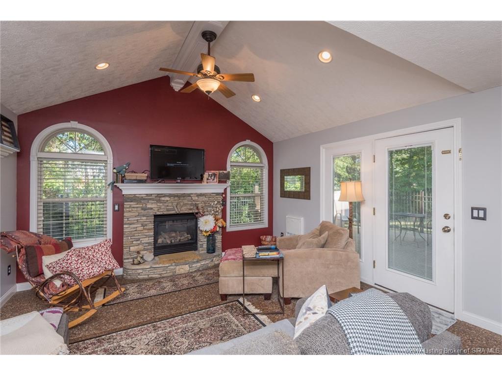 1438 Slate Run Road New Albany, IN 47150 - Photo 4 of 30 Gallery Image 4