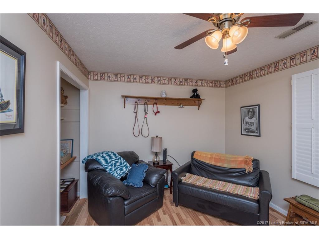 1438 Slate Run Road New Albany, IN 47150 - Photo 10 of 30 Gallery Image 10