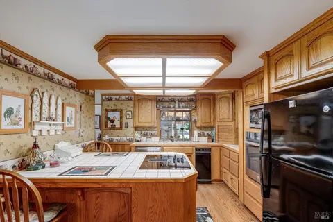 $3,100,000 | 3061 North Avenue, Napa, CA 94558