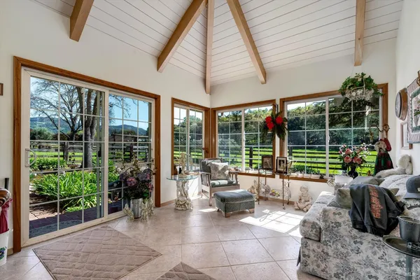 $3,100,000 | 3061 North Avenue, Napa, CA 94558