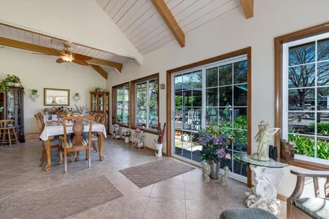 $3,100,000 | 3061 North Avenue, Napa, CA 94558