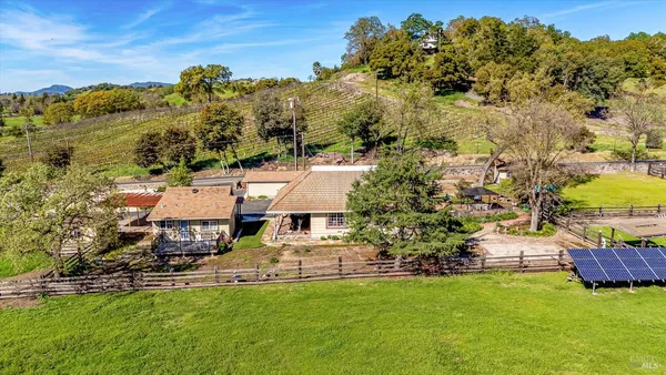 $3,100,000 | 3061 North Avenue, Napa, CA 94558