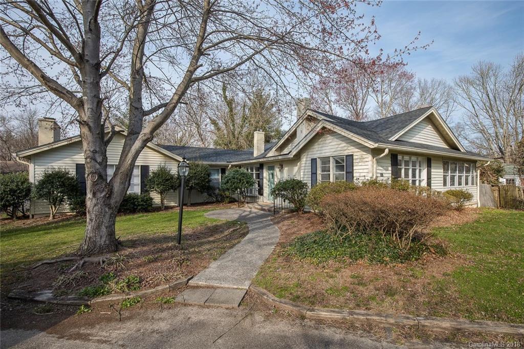 513 Higate Road Hendersonville, NC 28791 - Photo 1 of 34 Gallery Image 1