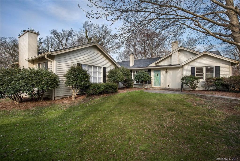 513 Higate Road Hendersonville, NC 28791 - Photo 2 of 34 Gallery Image 2