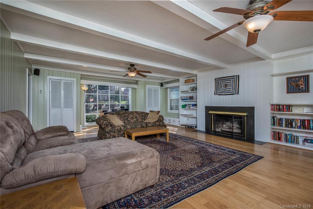 513 Higate Road Hendersonville, NC 28791 - Photo 16 of 34 Gallery Image 16