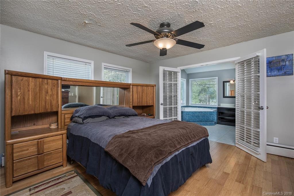 513 Higate Road Hendersonville, NC 28791 - Photo 19 of 34 Gallery Image 19
