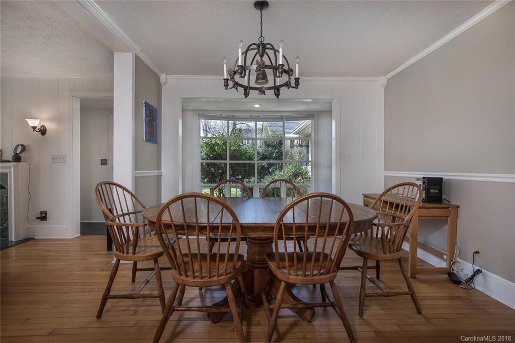 513 Higate Road Hendersonville, NC 28791 - Photo 9 of 34 Gallery Image 9