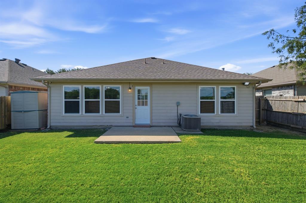 8475 Widgeon Way Dallas, TX 75249 - Photo 34 of 38
