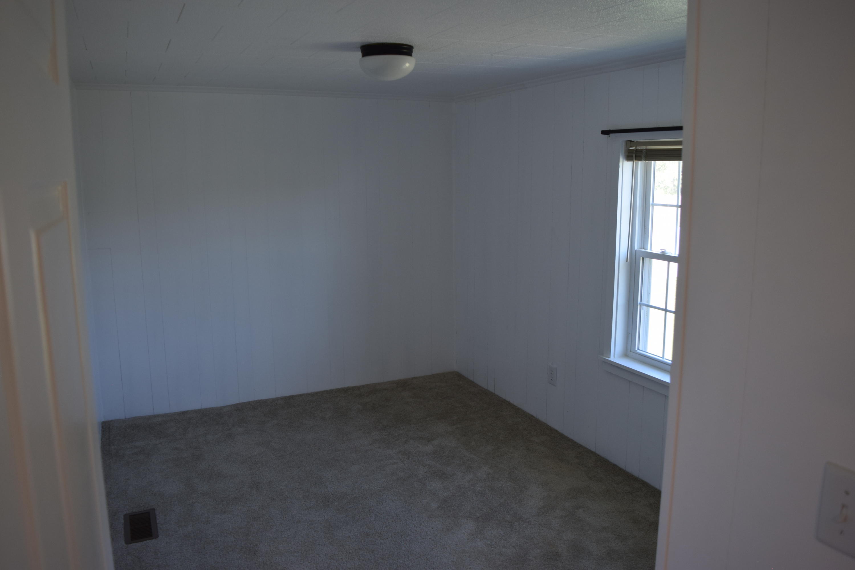 19 Dillon Cabin Road Moneta, VA 24121 - Photo 22 of 30 DSC_0906
