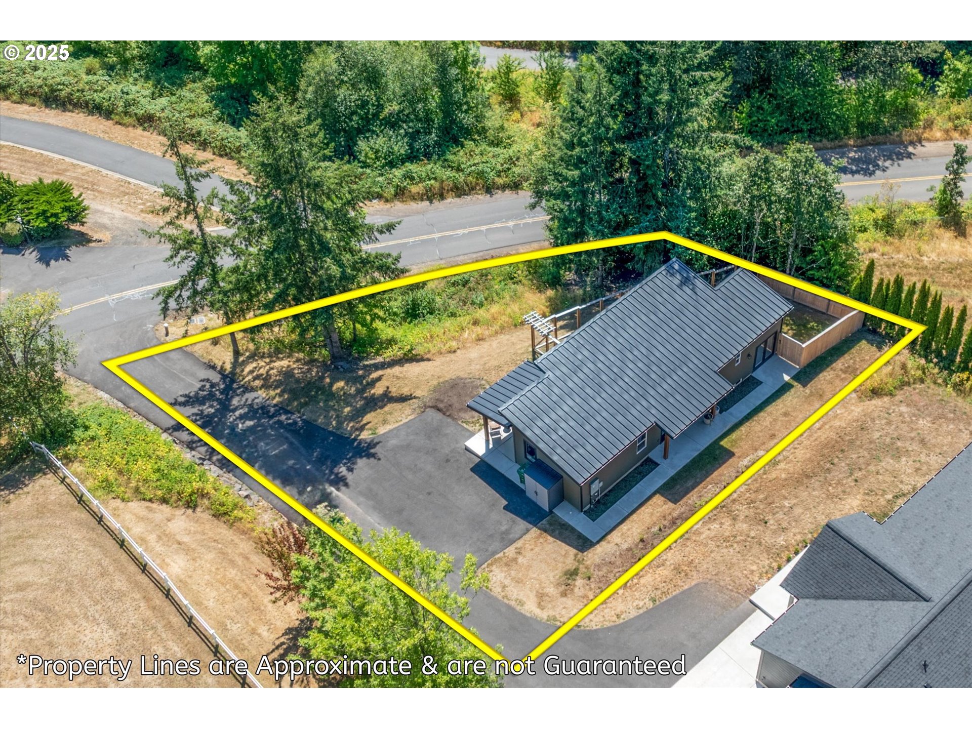 810 Taylor Road Kalama, WA 98625 - Photo 34 of 35 a view of sitting area with swimming pool