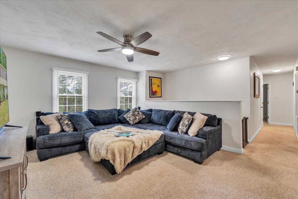 3030 Sedgefield Road Southwest Roanoke, VA 24018 - Photo 16 of 49 08-MIB06915