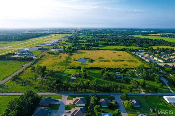 $1,600,000 | 2616 South Jefferson Avenue, Lebanon, MO 65536