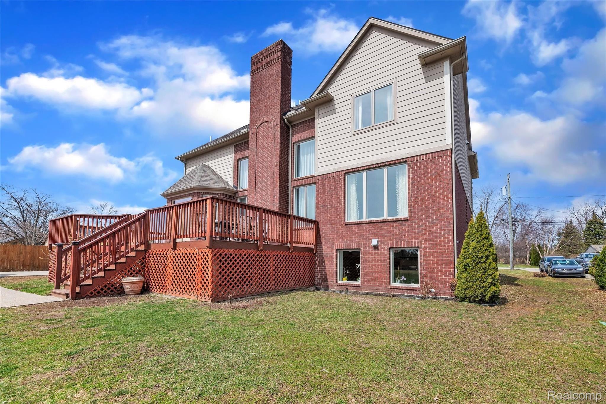 965 Grace Avenue Rochester, MI 48307 - Photo 50 of 54 50-965-Grace-Ave-WindowStill-Real-Estate-Photography-50.jpg