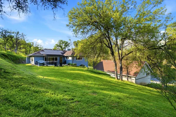 $489,000 | 43378 South Fork Drive, Three Rivers, CA 93271